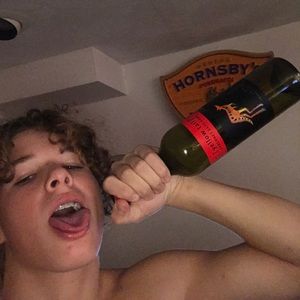 Meet your Posher, Avery